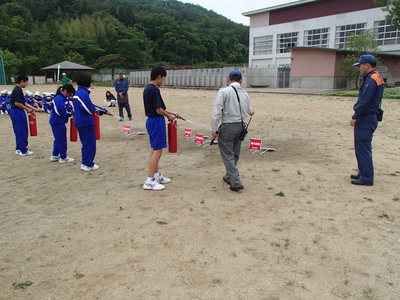 20160525須賀川市立岩瀬中学校避難訓練007.JPG