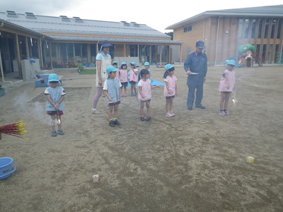 20160715玉川認定こども園花火教室01.JPG