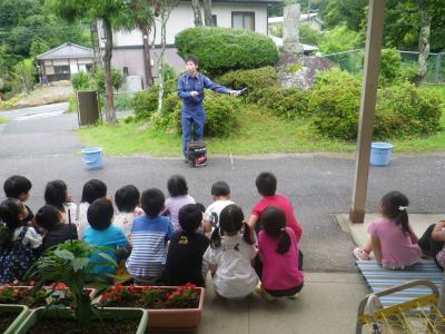 20190717小平こども園花火教室01.JPG