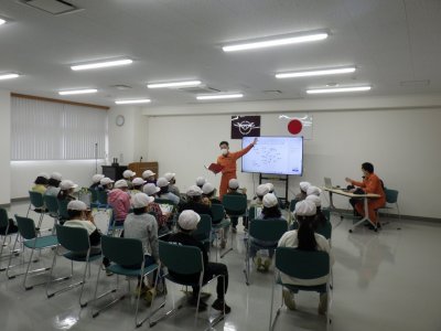 20251118 庁舎見学１.jpg